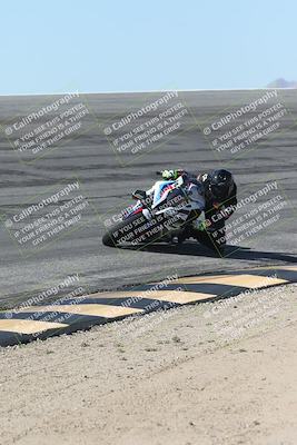 media/Oct-13-2025-Moto Forza (Mon) [[a66d839500]]/4-C Group/Session 2 (Bowl)/